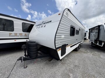 New 2025 Palomino Puma