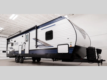 New 2025 Palomino Puma