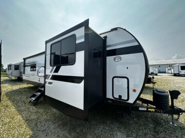 New 2025 Palomino SolAire