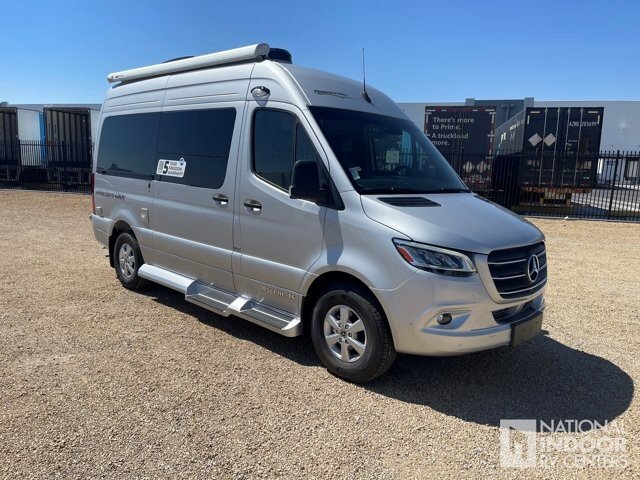 Pleasure way fashion travel van