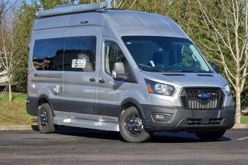 New 2025 Pleasure-way Ontour