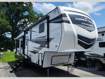 New 2025 Prime Time Manufacturing Crusader 335RLP