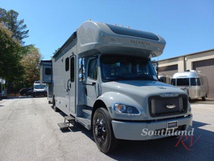 Photo 1 for New 2025 Renegade Valencia