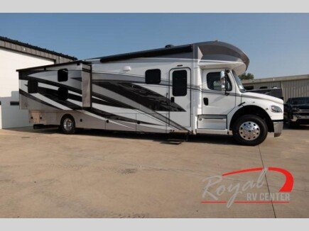 Photo 1 for New 2025 Renegade Verona
