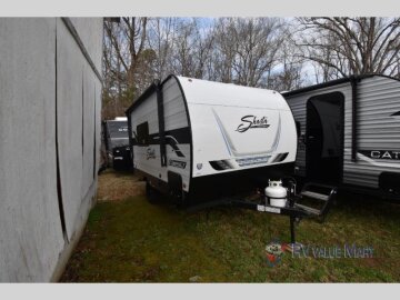 New 2025 Shasta Oasis