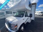 New 2025 Thor Four Winds 28Z