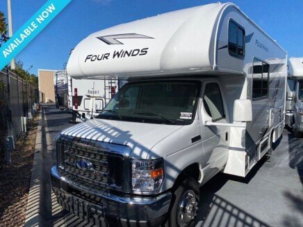 Photo 1 for New 2025 Thor Four Winds