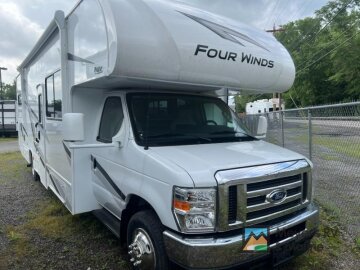 New 2025 Thor Four Winds 31EV