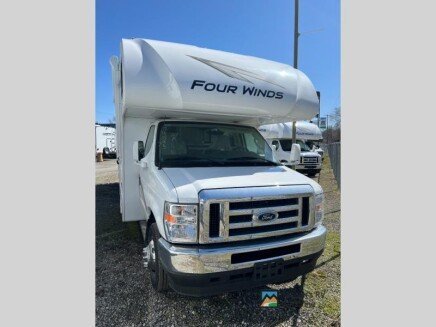 Photo 1 for New 2025 Thor Four Winds 28A