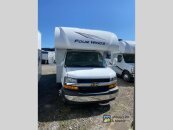 New 2025 Thor Four Winds