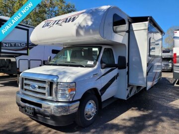 New 2025 Thor Outlaw 29J