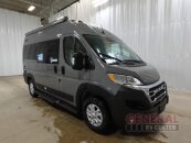 New 2025 Thor Rize 18M