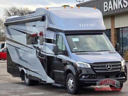 Photo 1 for New 2025 Tiffin Wayfarer