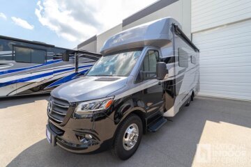 2025 Tiffin Wayfarer 25 RW