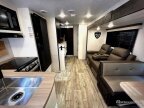 Thumbnail Photo 2 for New 2025 Venture Sienna