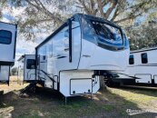 New 2025 Venture SportTrek STTF353VIK