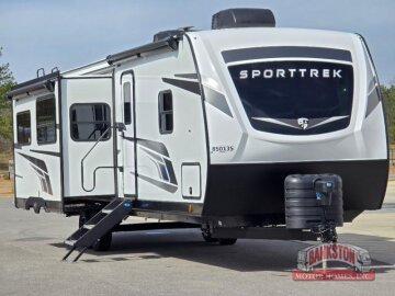 New 2025 Venture SportTrek ST327VIK