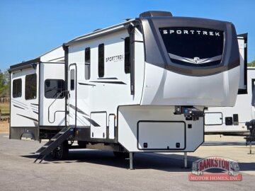 New 2025 Venture SportTrek