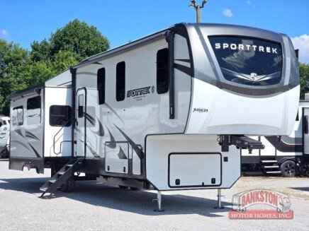Photo 1 for New 2025 Venture SportTrek