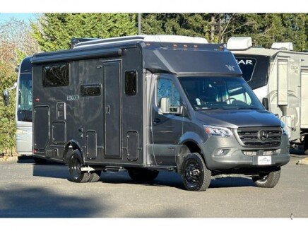 Photo 1 for New 2025 Winnebago Ekko 23B