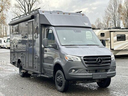 Photo 1 for New 2025 Winnebago Ekko 23B