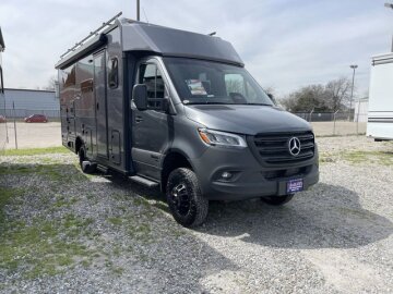 New 2025 Winnebago Ekko 23B