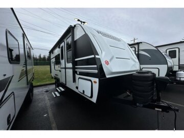 New 2025 Winnebago Micro Minnie 2108FBS