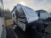 New 2025 Winnebago Micro Minnie 2100BH