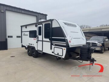 New 2025 Winnebago Micro Minnie 2108DS