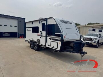 New 2025 Winnebago Micro Minnie 1800BH