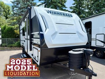 New 2025 Winnebago Micro Minnie 2108FBS
