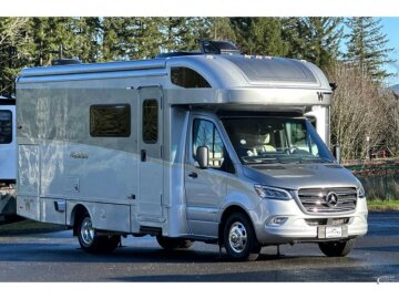 New 2025 Winnebago Navion 24V