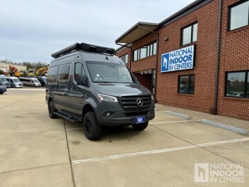 New 2025 Winnebago Revel 44E