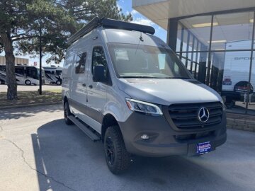 New 2025 Winnebago Revel Sport 44N