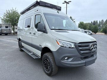 New 2025 Winnebago Revel 44E