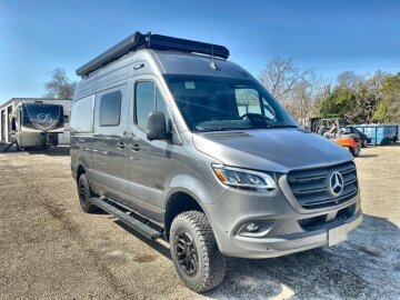 New 2025 Winnebago Revel Sport 44N