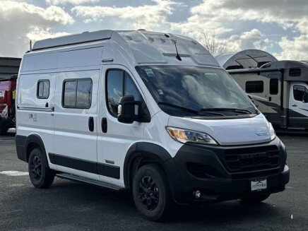 Photo 1 for New 2025 Winnebago Solis Pocket 36B