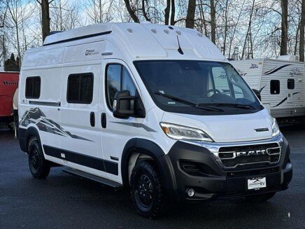 Photo 1 for New 2025 Winnebago Solis