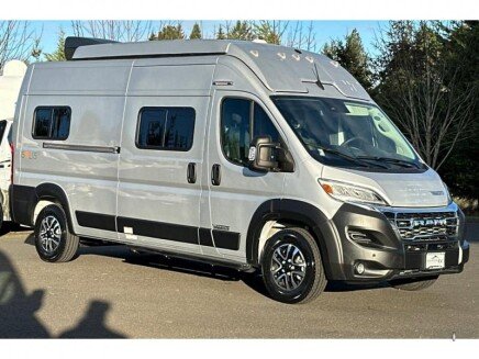 Photo 1 for New 2025 Winnebago Solis 59P