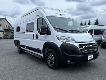 New 2025 Winnebago Solis 59PX