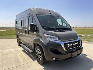 New 2025 Winnebago Solis Pocket 36A