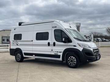 New 2025 Winnebago Solis 59P