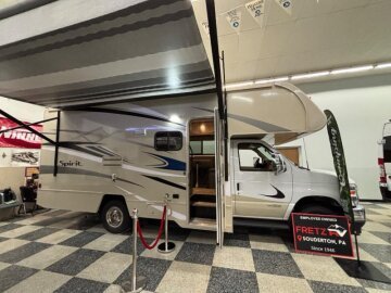 New 2025 Winnebago Spirit
