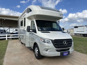 New 2025 Winnebago View 24D
