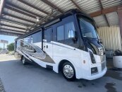 New 2025 Winnebago Vista