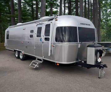 New 2026 Airstream Classic