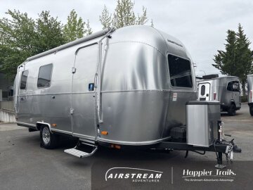 New 2026 Airstream World Traveler