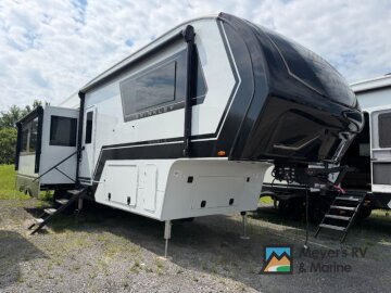 New 2026 Brinkley Model Z 3515