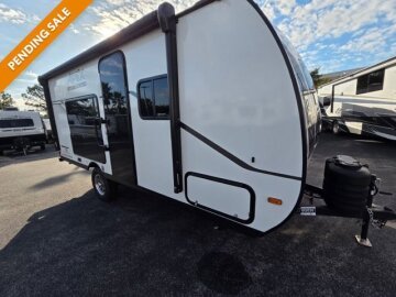 New 2026 Coachmen Apex