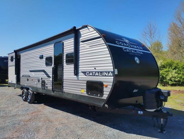 New 2026 Coachmen Catalina 323BHDSCK